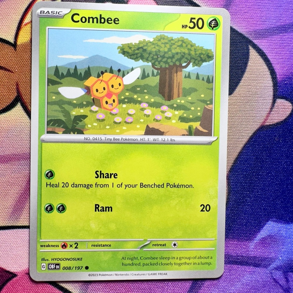 combee (008/197) - common — pokémon: obsidian flames